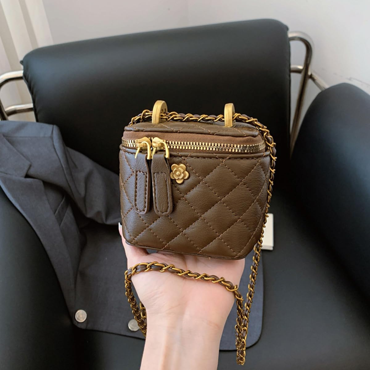 Quilted Leather Crossbody Bag with Chain Strap B8908
