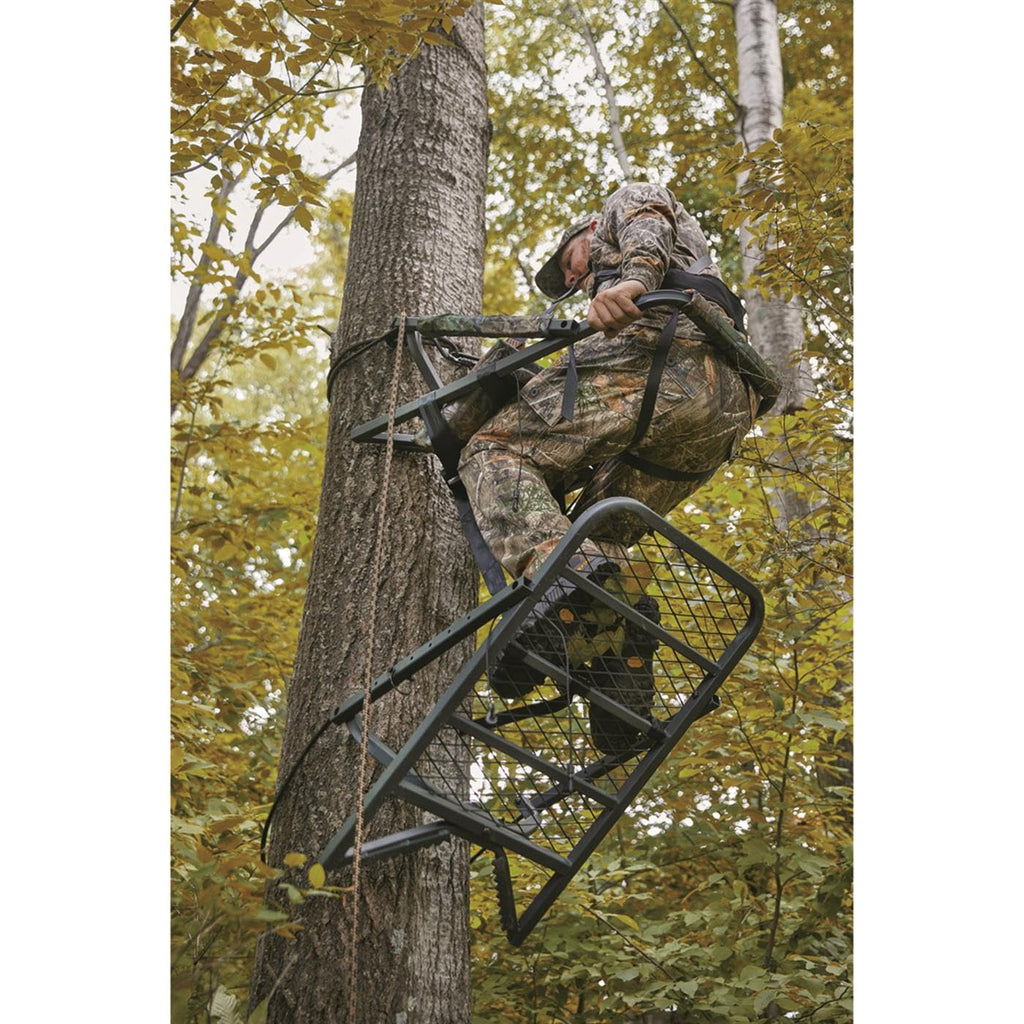 Climbing Tree Stand with Seat and Foot Platform M9570